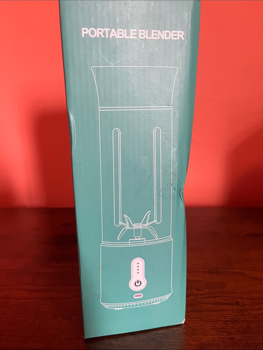 Portable Blender - white personal shake blender NWT
Never used/didn’t return